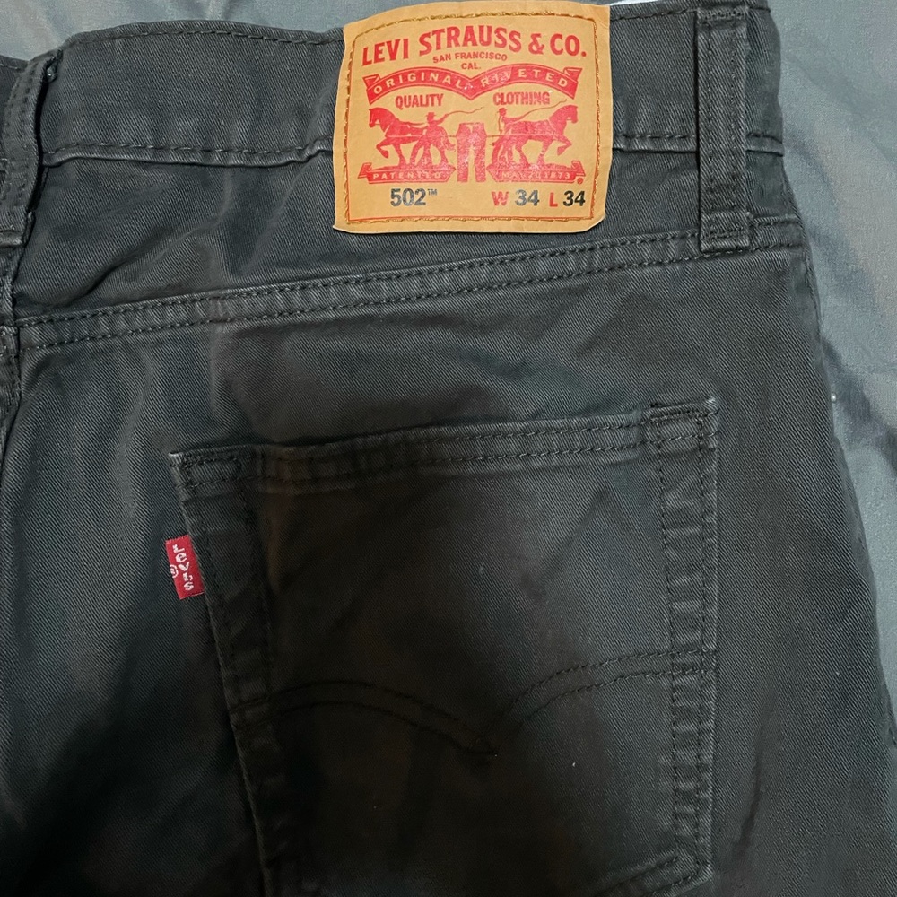 Men’s Levi black jeans
